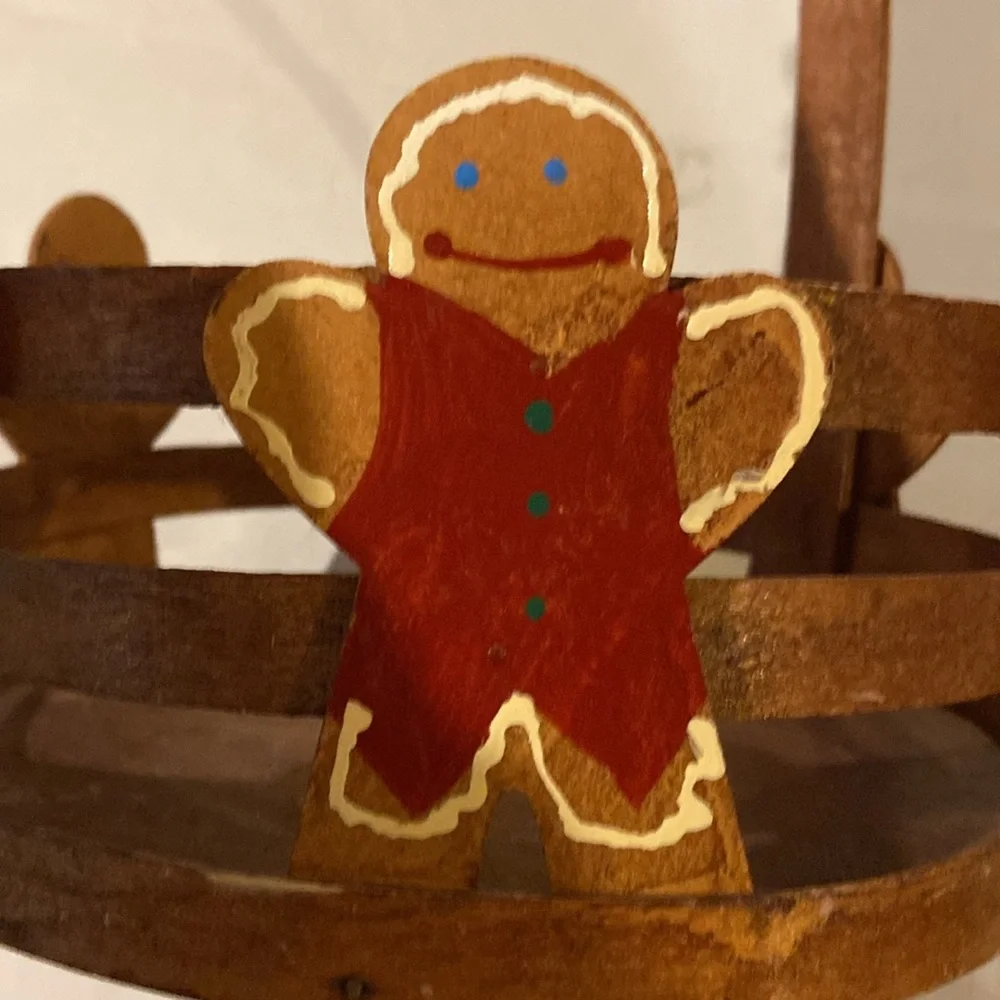 Vintage Gingerbread Man Basket